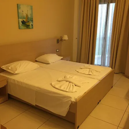 Hotel Ostria Kakovatos 3*