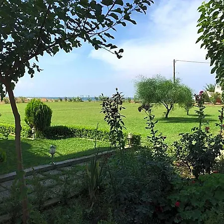 Ostria Kakovatos Hotel 3*