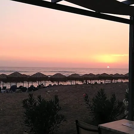 Ostria Kakovatos Hotel 3*