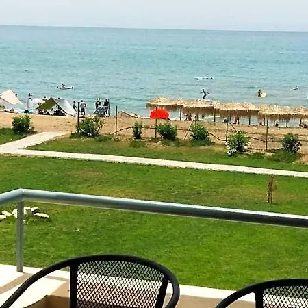 Hotel Ostria Kakovatos 3*