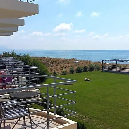 Ostria Kakovatos Hotel