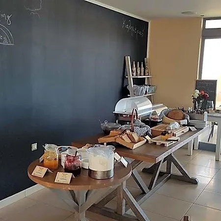 Ostria Kakovatos Hotel 3*