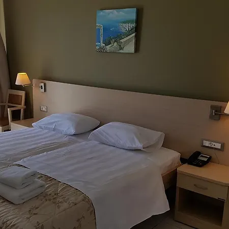 Szálloda Ostria Kakovatos Zaháro