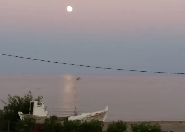 Ostria Kakovatos Szálloda 3*