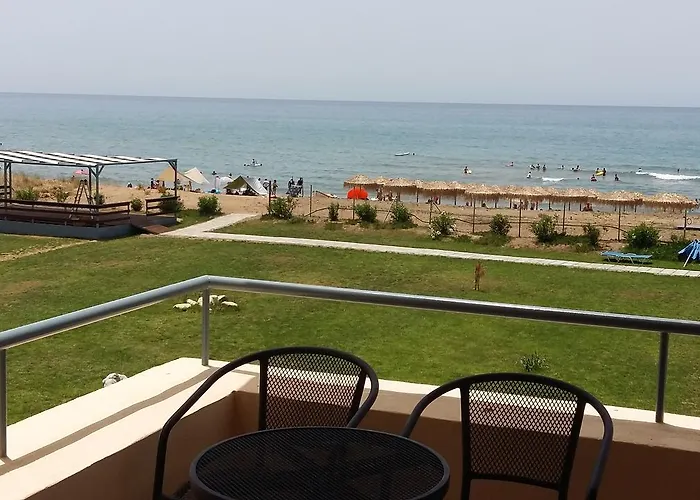 Ostria Kakovatos 3* Zaháro